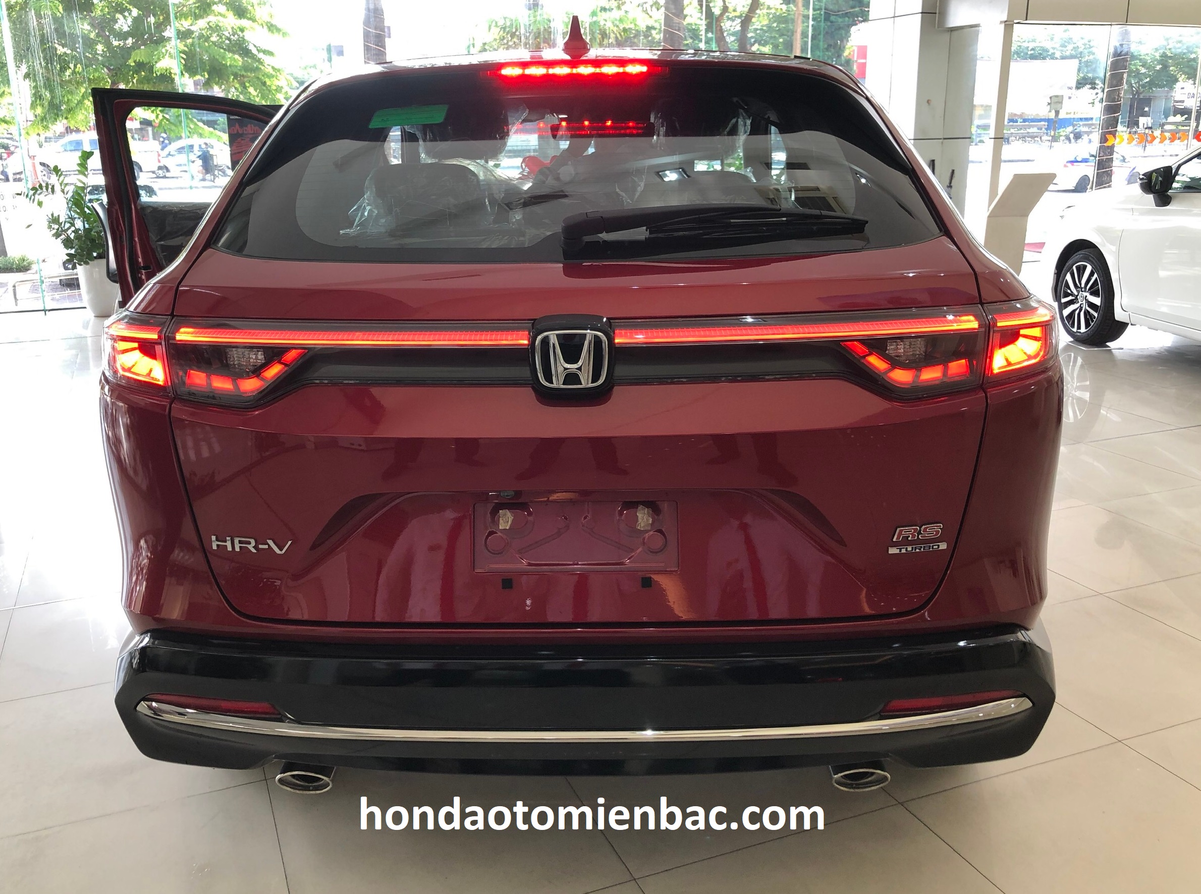 B15 ngoai that xe honda hrv 2023 than xe nhin tu phi sau result