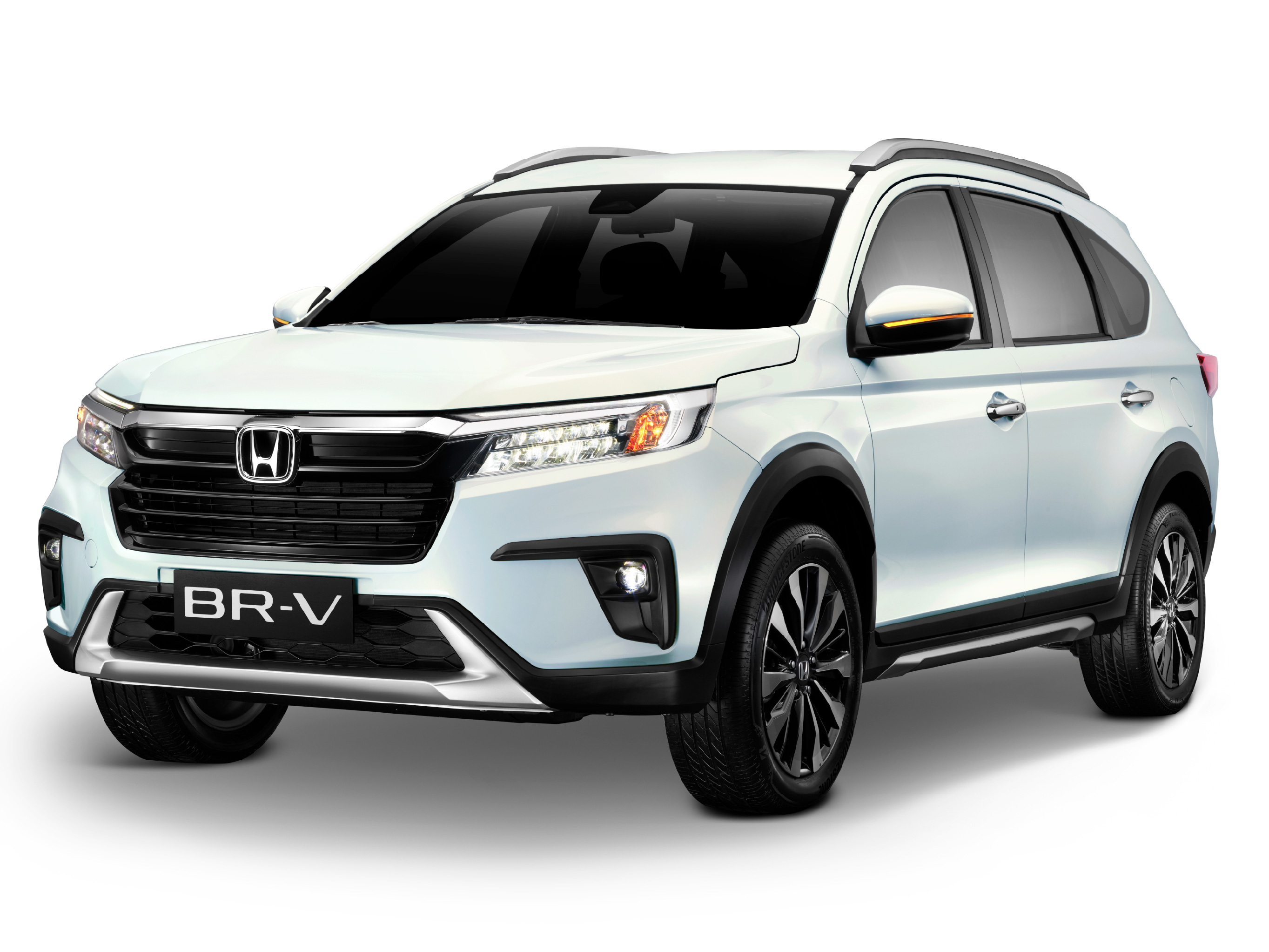 gia lan banh xe honda Brv 2023 tai Viet Nam