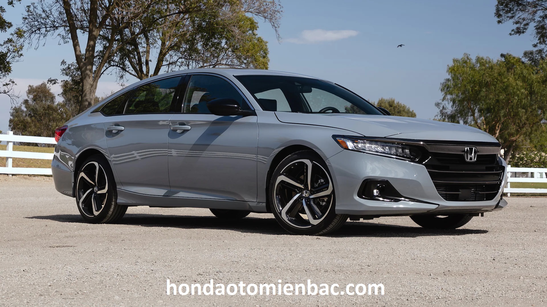 xe honda accord 2023 lăn bánh tại Việt Nam